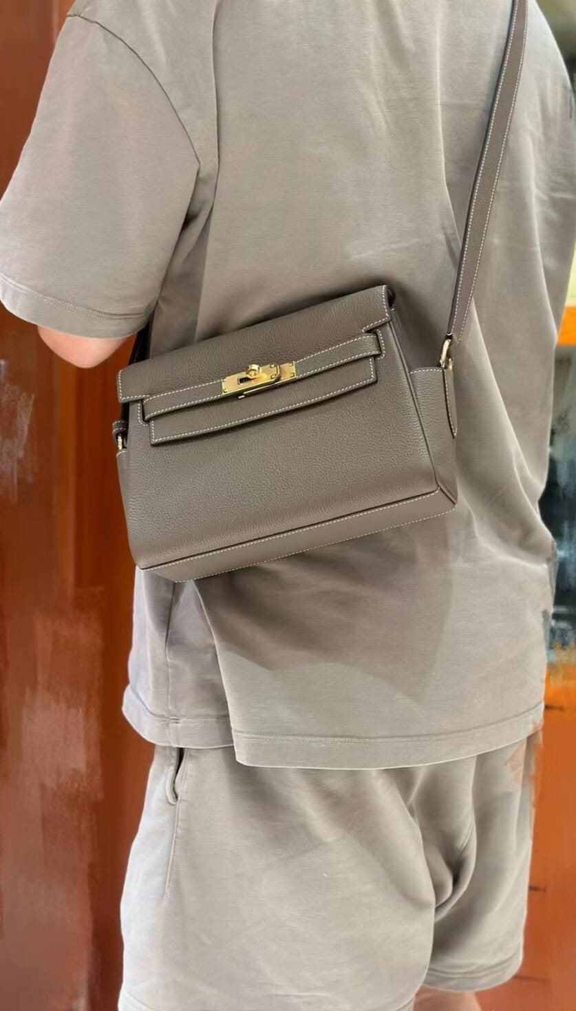 Messenger Bag - Calfskin Leather